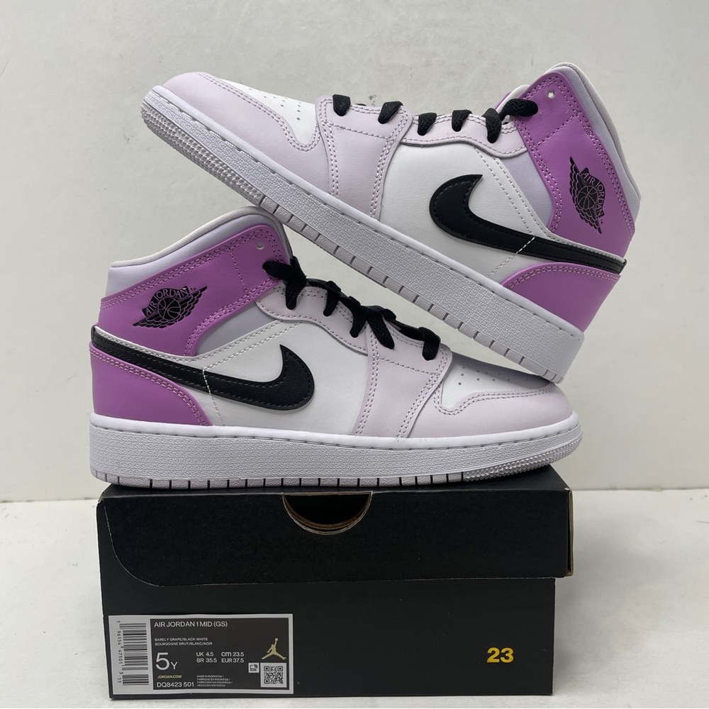 Nike Air Jordan 1 Retro Mid GS “Barely Grape” 2023